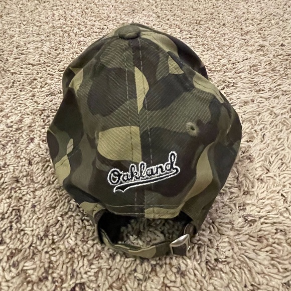 Oakland Athletics Camo 2021 Armed Forces Day 920 adjustable hat - Picture 3 of 4